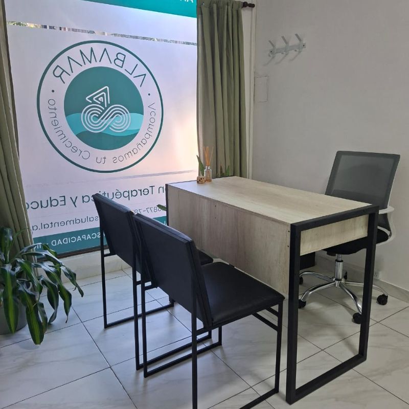 Evaluaciones diagnósticas Entendemos la evaluación como un proceso clínico, interdisciplinario y singular orientado a comprender la historia, el contexto y el modo propio de estar en el mundo. No se limita a la aplicación de pruebas; integra observaciones, entrevistas e instrumentos de lectura situacional.